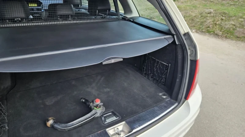 Mercedes-Benz C 180 CDI, снимка 10 - Автомобили и джипове - 52598019