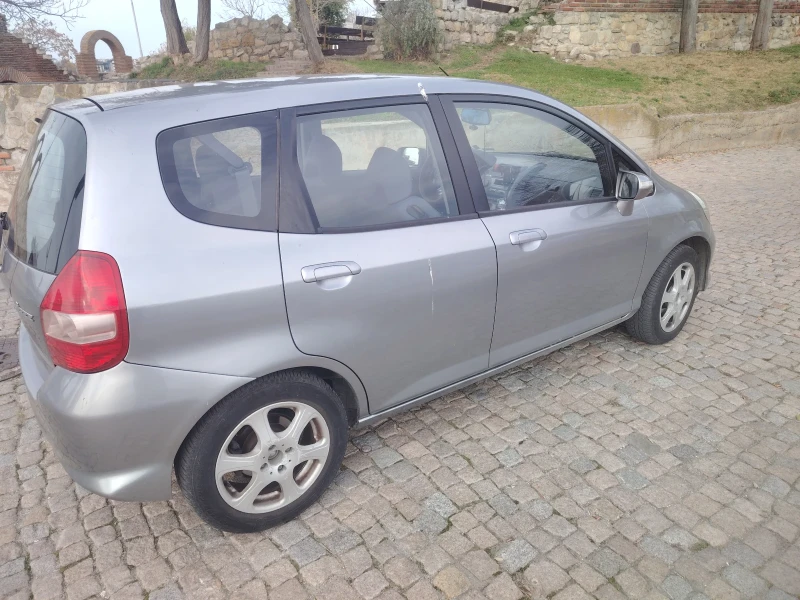Honda Jazz, снимка 10 - Автомобили и джипове - 52453933