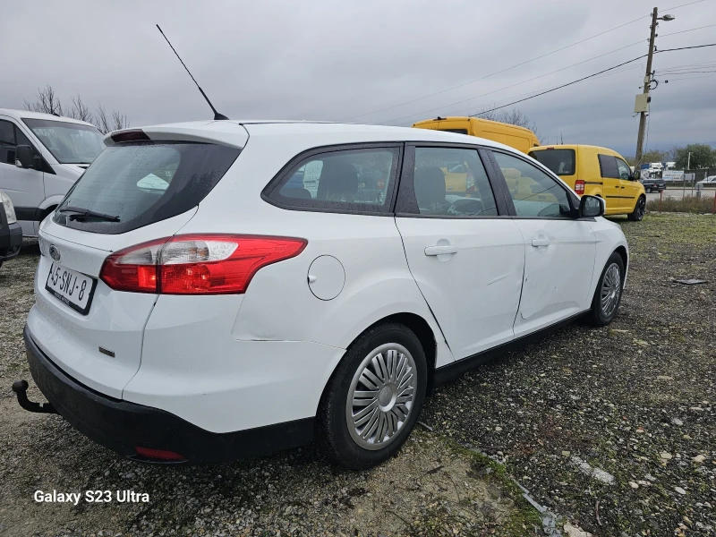 Ford Focus 1.6tdci/2011g, снимка 5 - Автомобили и джипове - 52697483