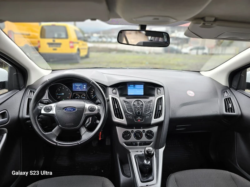 Ford Focus 1.6tdci/2011g, снимка 9 - Автомобили и джипове - 52697483