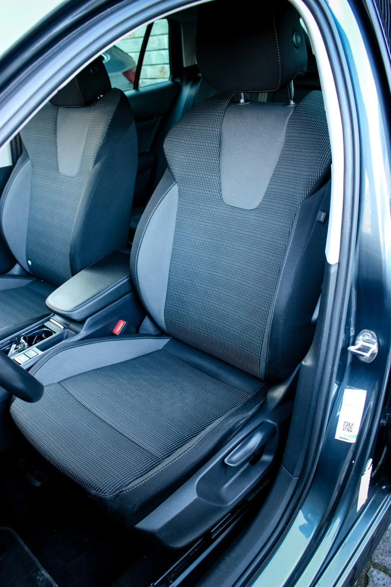 Skoda Octavia 2.0 TDI Automatic_Digital_Cockpit, снимка 8 - Автомобили и джипове - 52774769