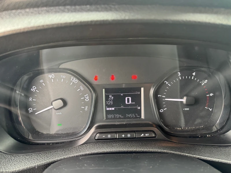 Citroen Jumpy 2.0 d evro6 maxi , снимка 12 - Автомобили и джипове - 52865223