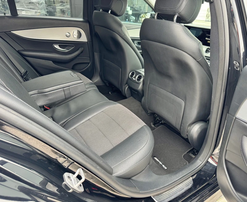 Mercedes-Benz E 220 d AMG Pack * Virtual* Подгрев/Burmester/Камера    , снимка 14 - Автомобили и джипове - 53064507