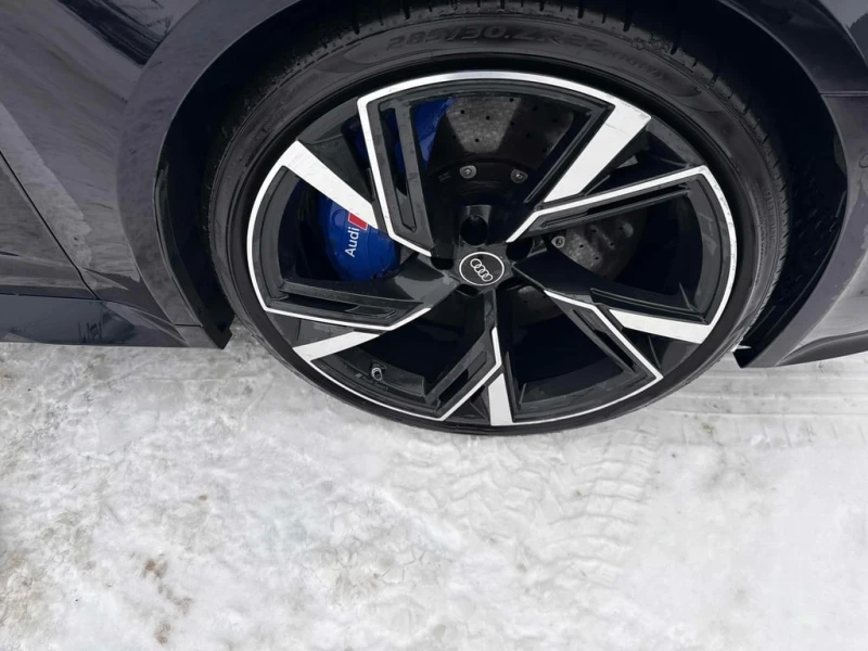 Audi Rs6 2021 4.0 TFSI QUATTRO * БЕЗ ПЪРВОНАЧАЛНА ВНОСКА* , снимка 6 - Автомобили и джипове - 53243672