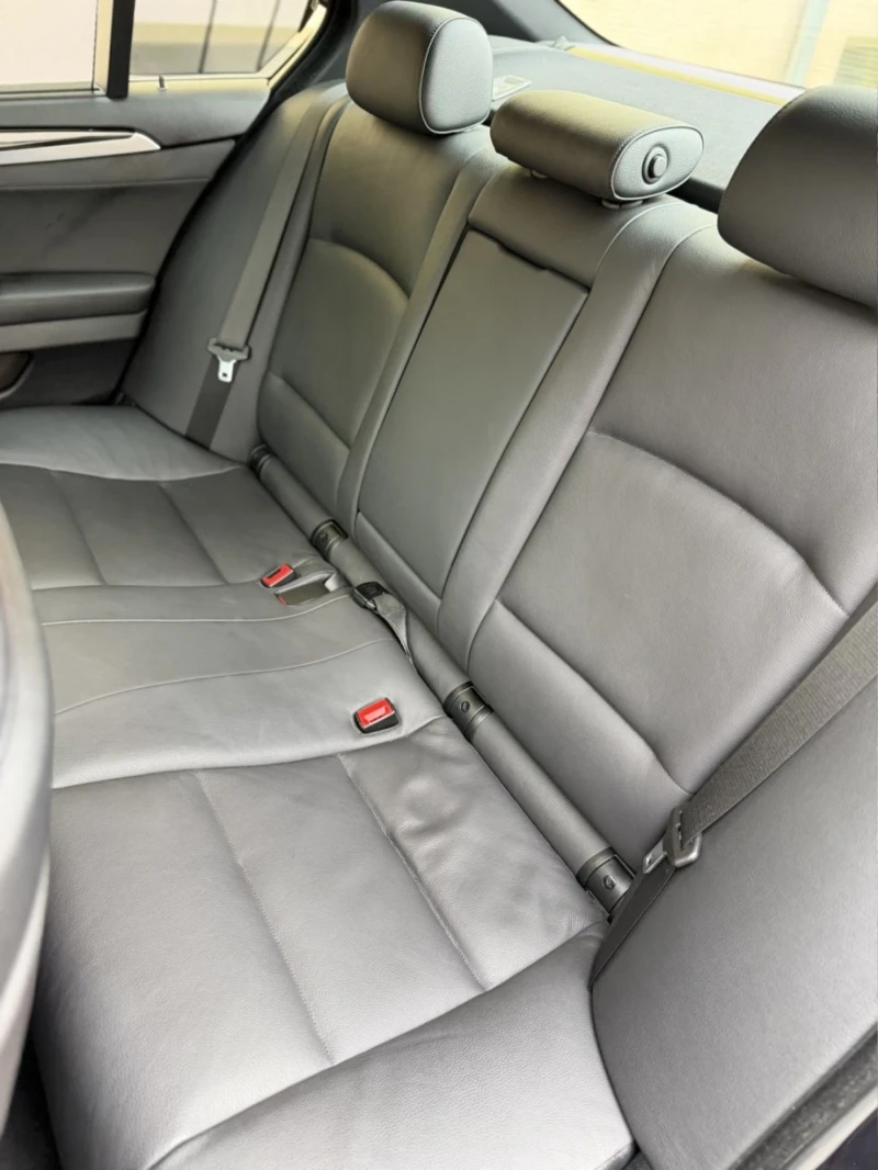 BMW 528 94000 км M-pack , снимка 15 - Автомобили и джипове - 53414931