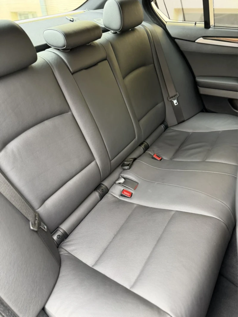 BMW 528 94000 км M-pack , снимка 12 - Автомобили и джипове - 53414931