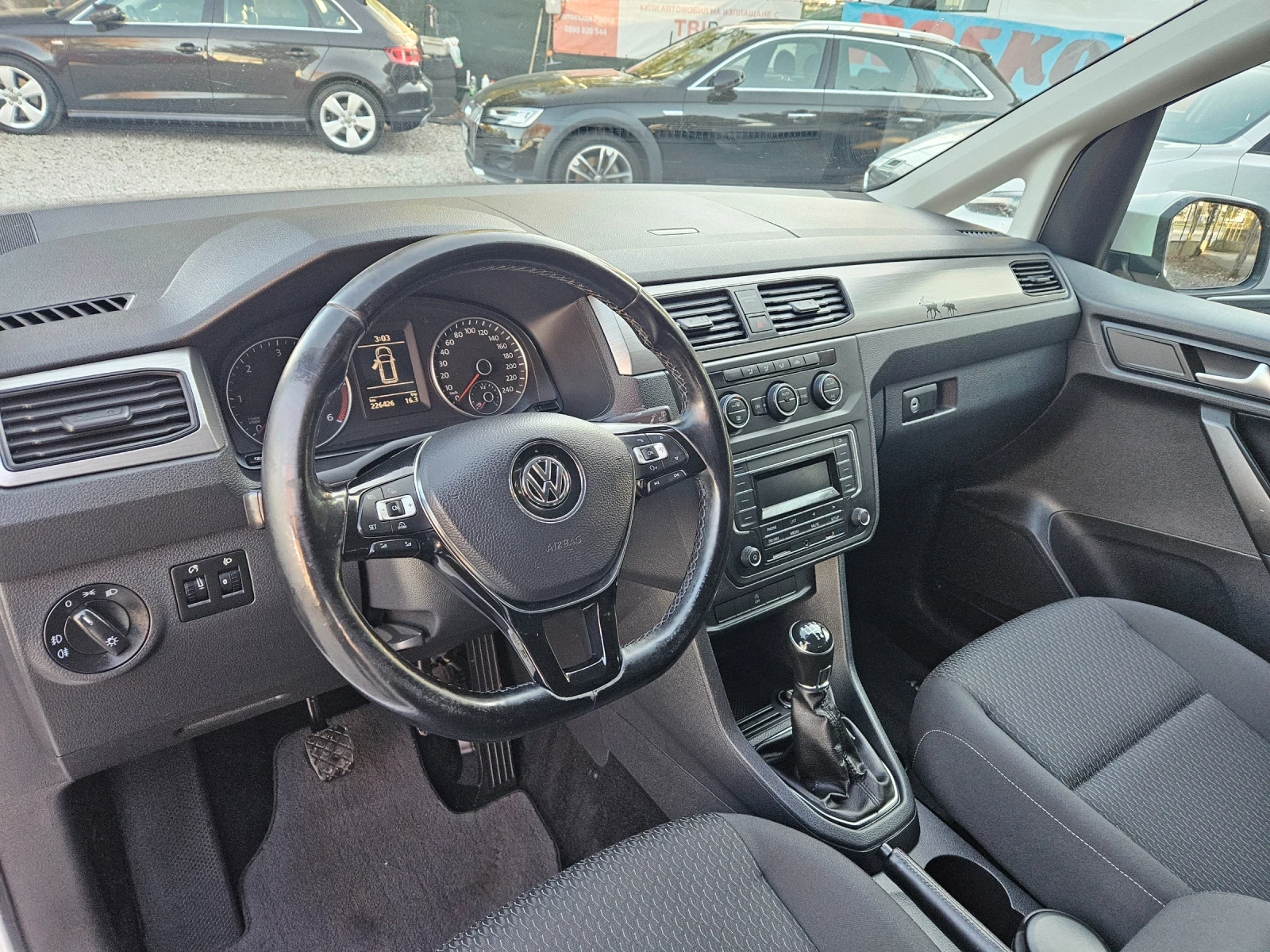 VW Caddy 2.0  TDI   | Mobile.bg — изображение 12