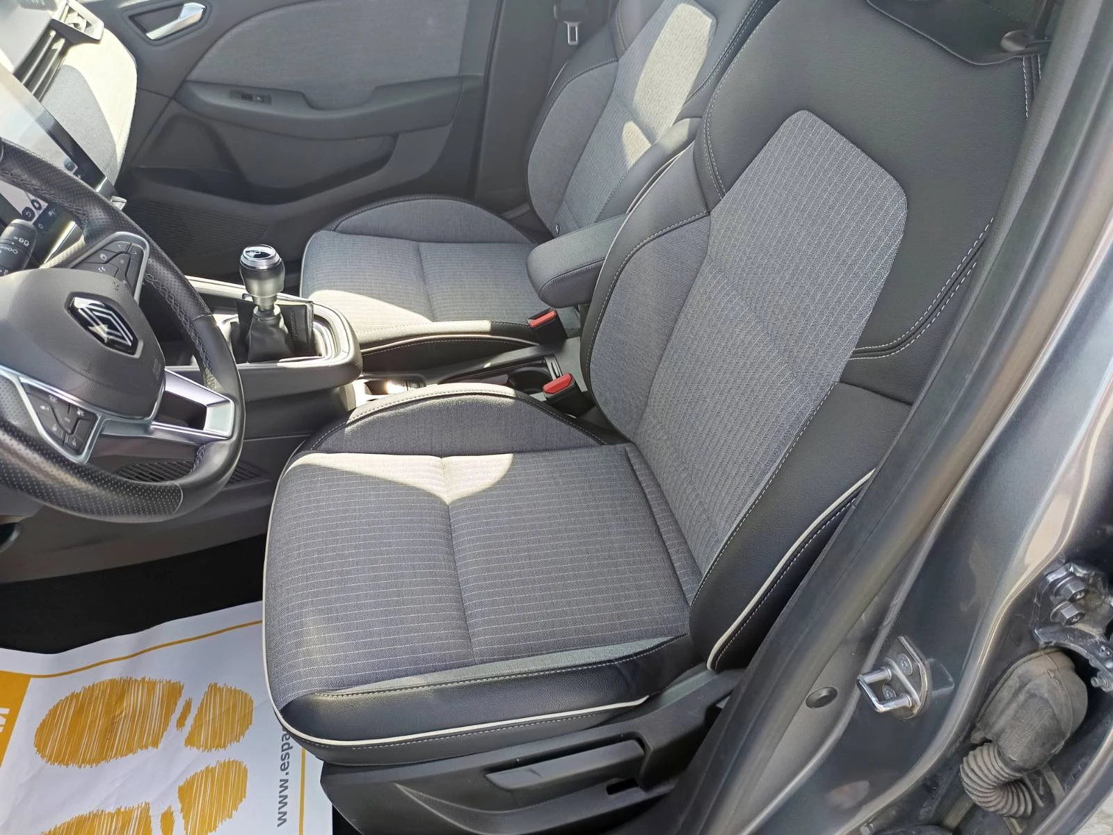 Renault Clio techno TCe 100 LPG, снимка 13 - Автомобили и джипове - 48425310