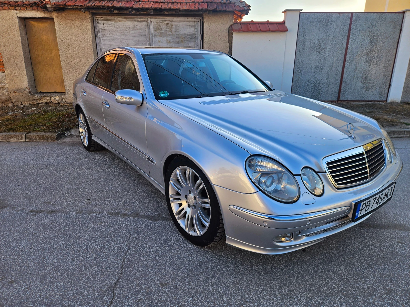 Mercedes-Benz E 320 3.2 CDTI - изображение 5