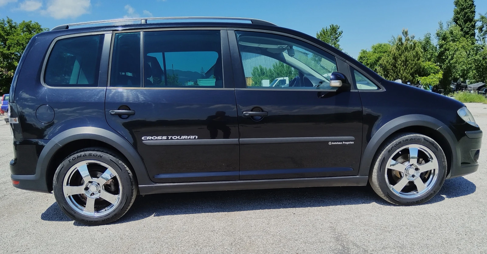 VW Touran 2.0 TDI Cross BMM - изображение 8