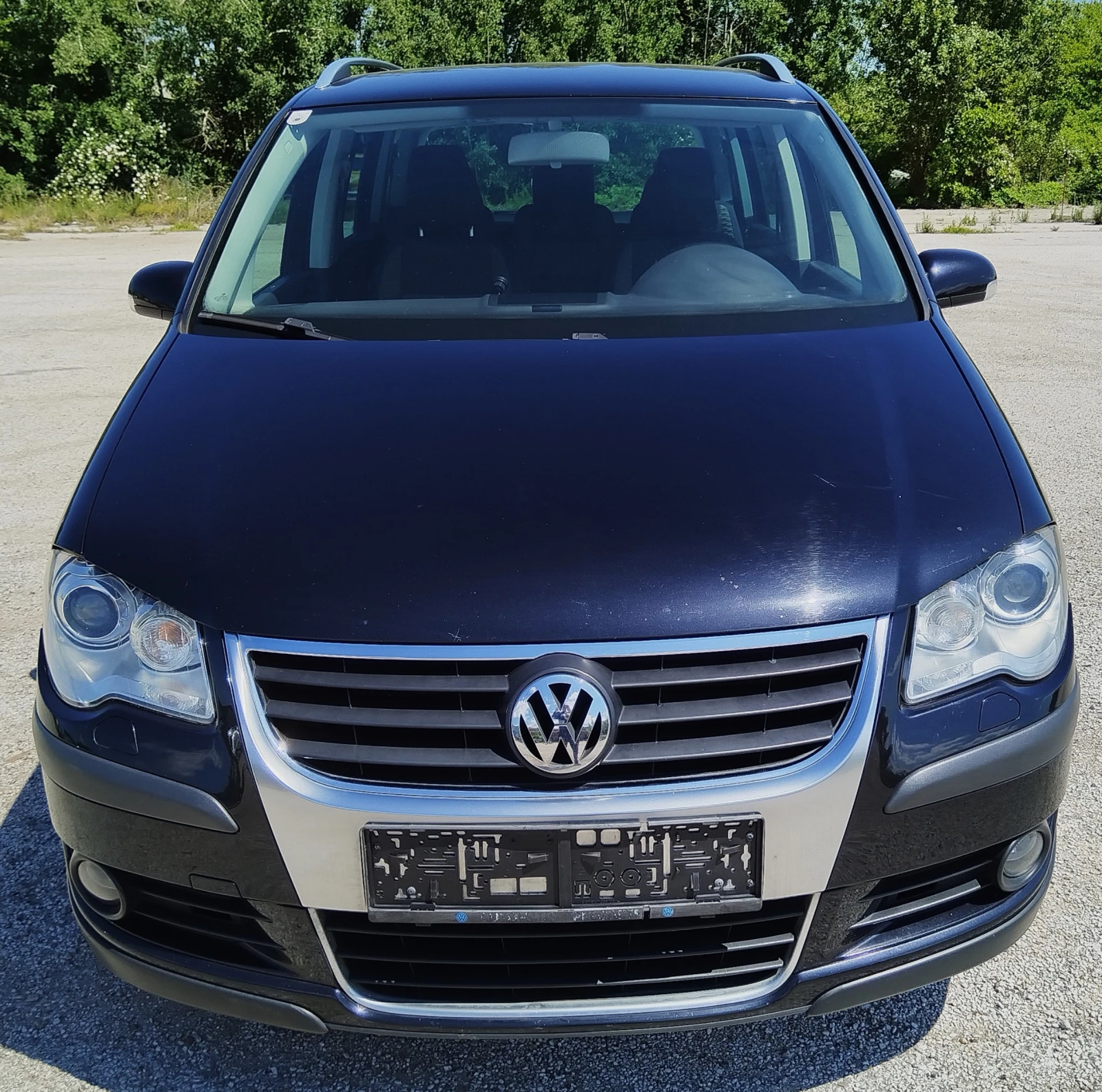 VW Touran 2.0 TDI Cross BMM - изображение 3