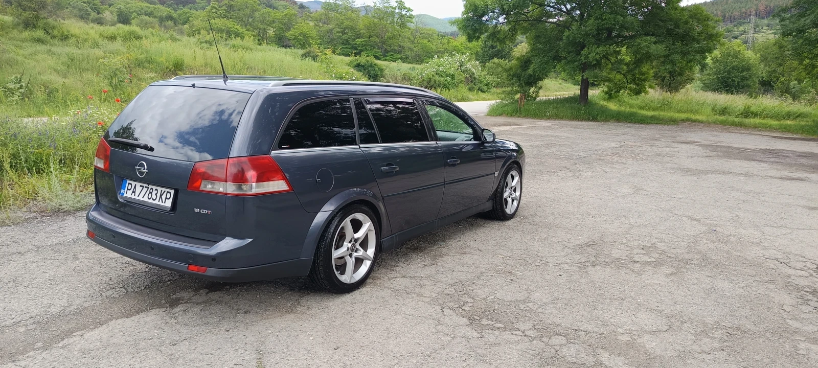 Opel Vectra 1.9 / 150  - изображение 3