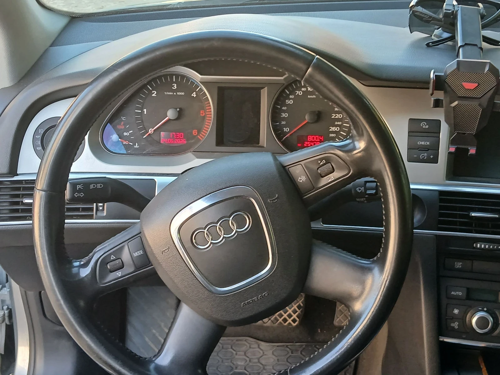 Audi A6  - изображение 6