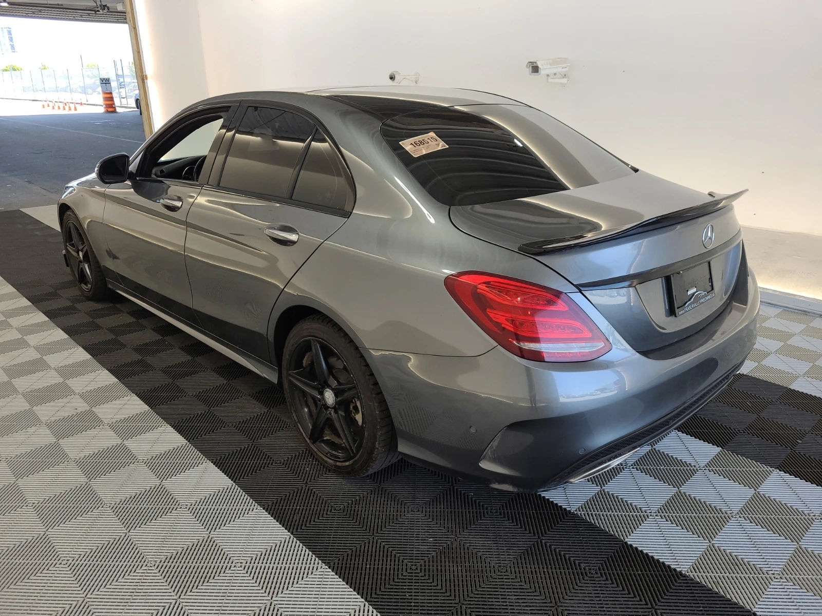 Mercedes-Benz C 300 * 4MATIC * ПАМЕТ * CARFAX * АВТОКРЕДИТ - изображение 3