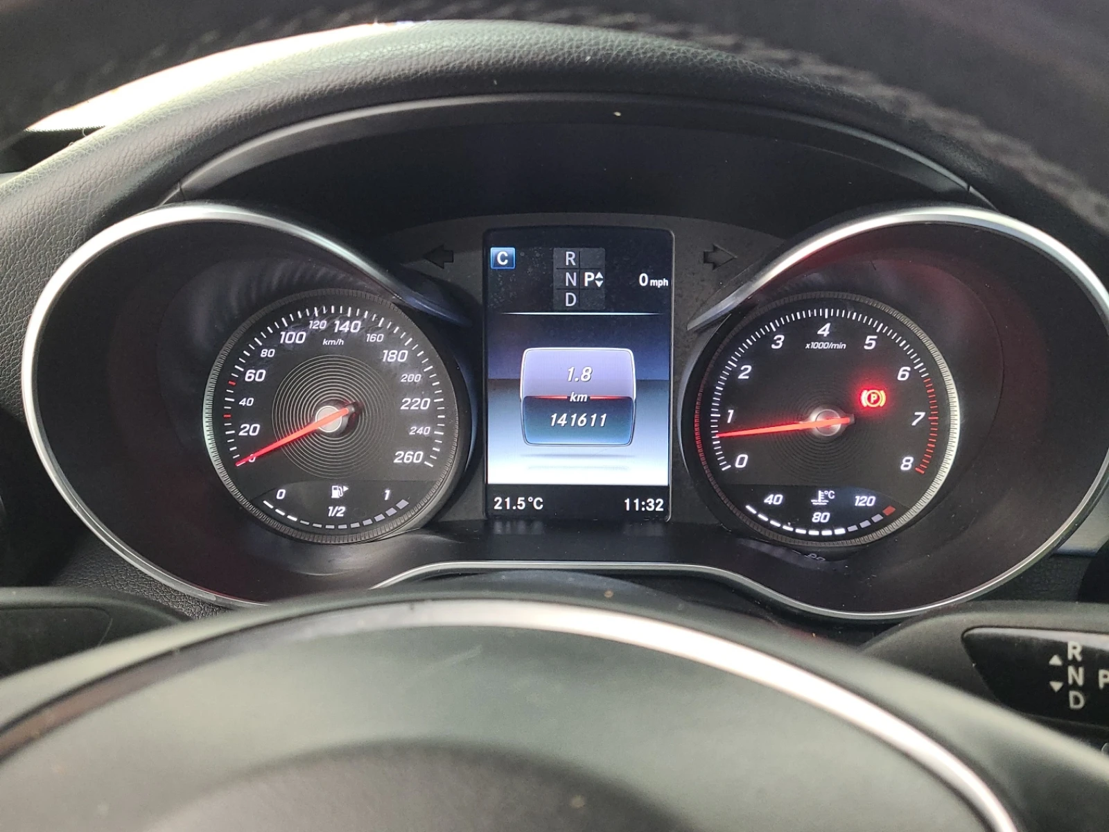 Mercedes-Benz C 300 * 4MATIC * ПАМЕТ * CARFAX * АВТОКРЕДИТ - изображение 10