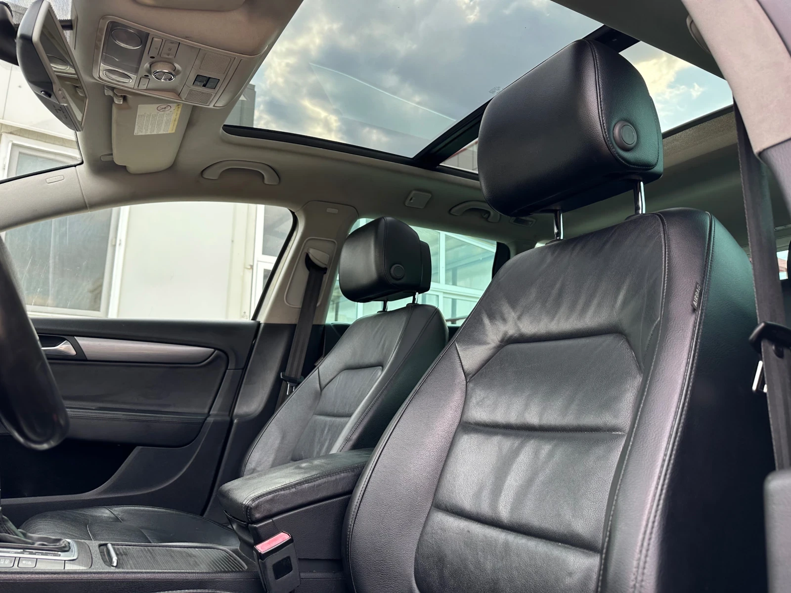 VW Passat 2.0TDI DSG* Панорама* Подгрев* Камера - изображение 10