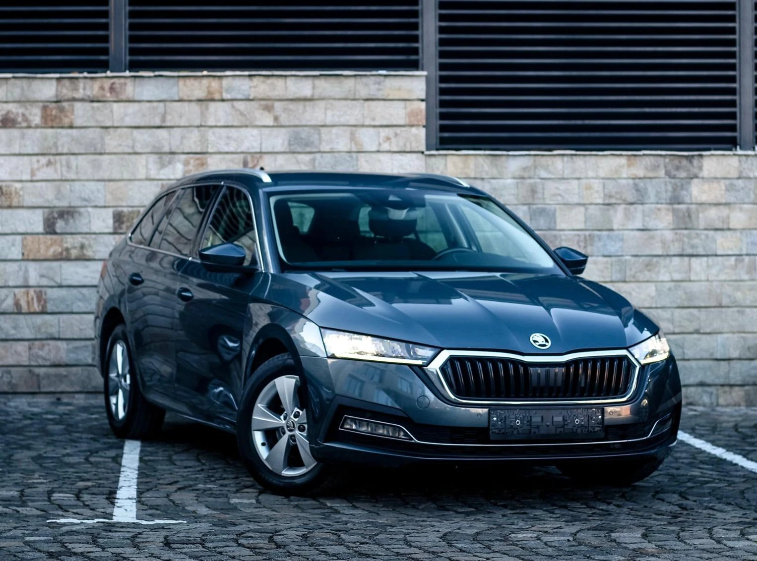 Skoda Octavia 2.0 TDI Automatic_Digital_Cockpit - изображение 2