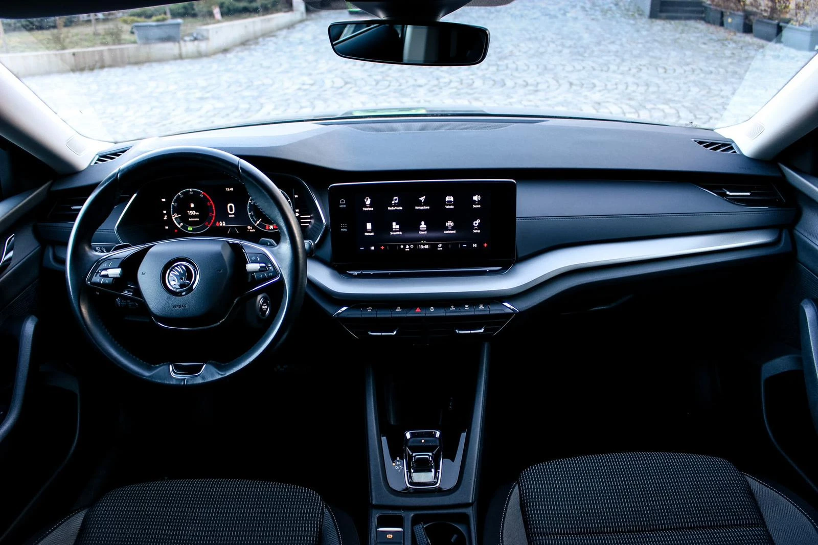 Skoda Octavia 2.0 TDI Automatic_Digital_Cockpit - изображение 9