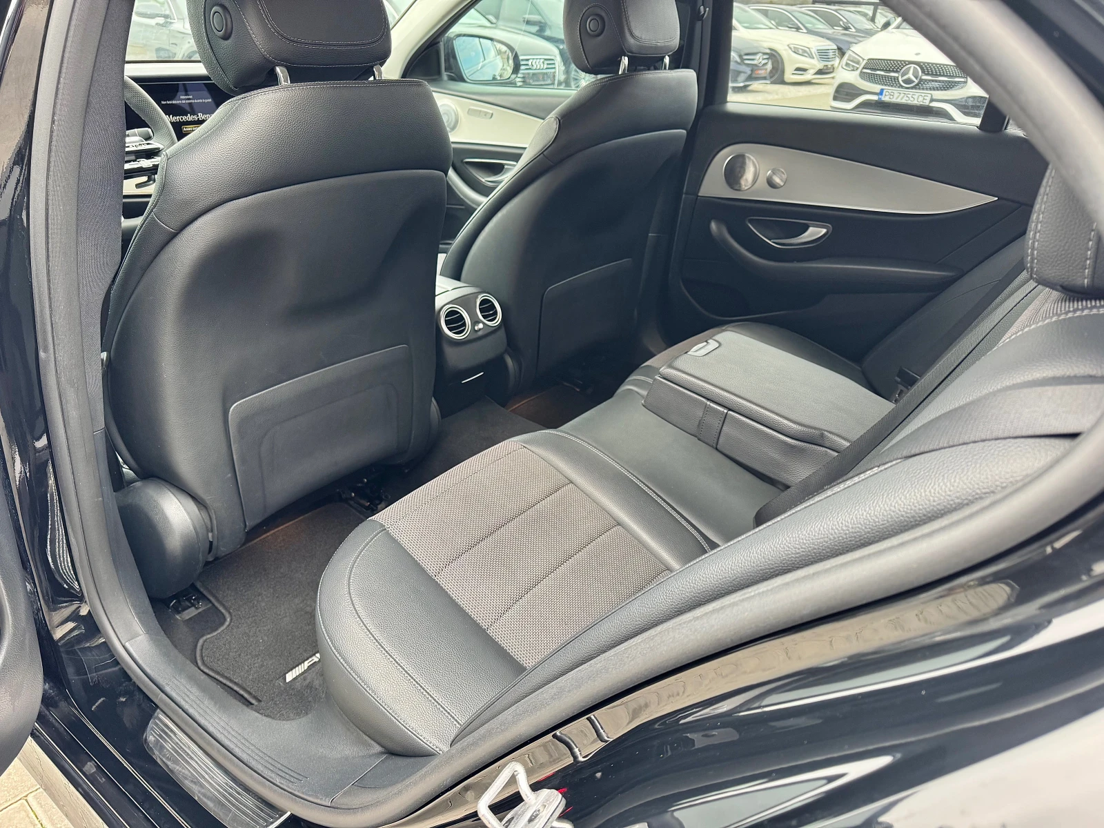 Mercedes-Benz E 220 d AMG Pack * Virtual* �������/Burmester/������     | Mobile.bg � ����������� 13