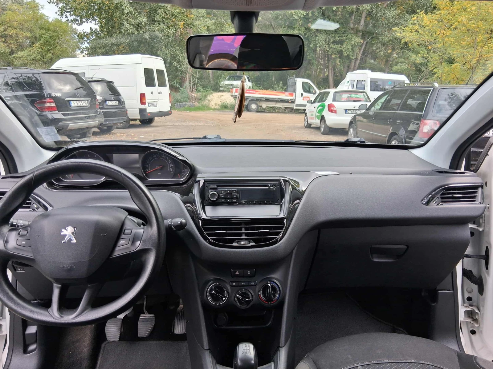 Peugeot 208 1.0 VTI - изображение 9