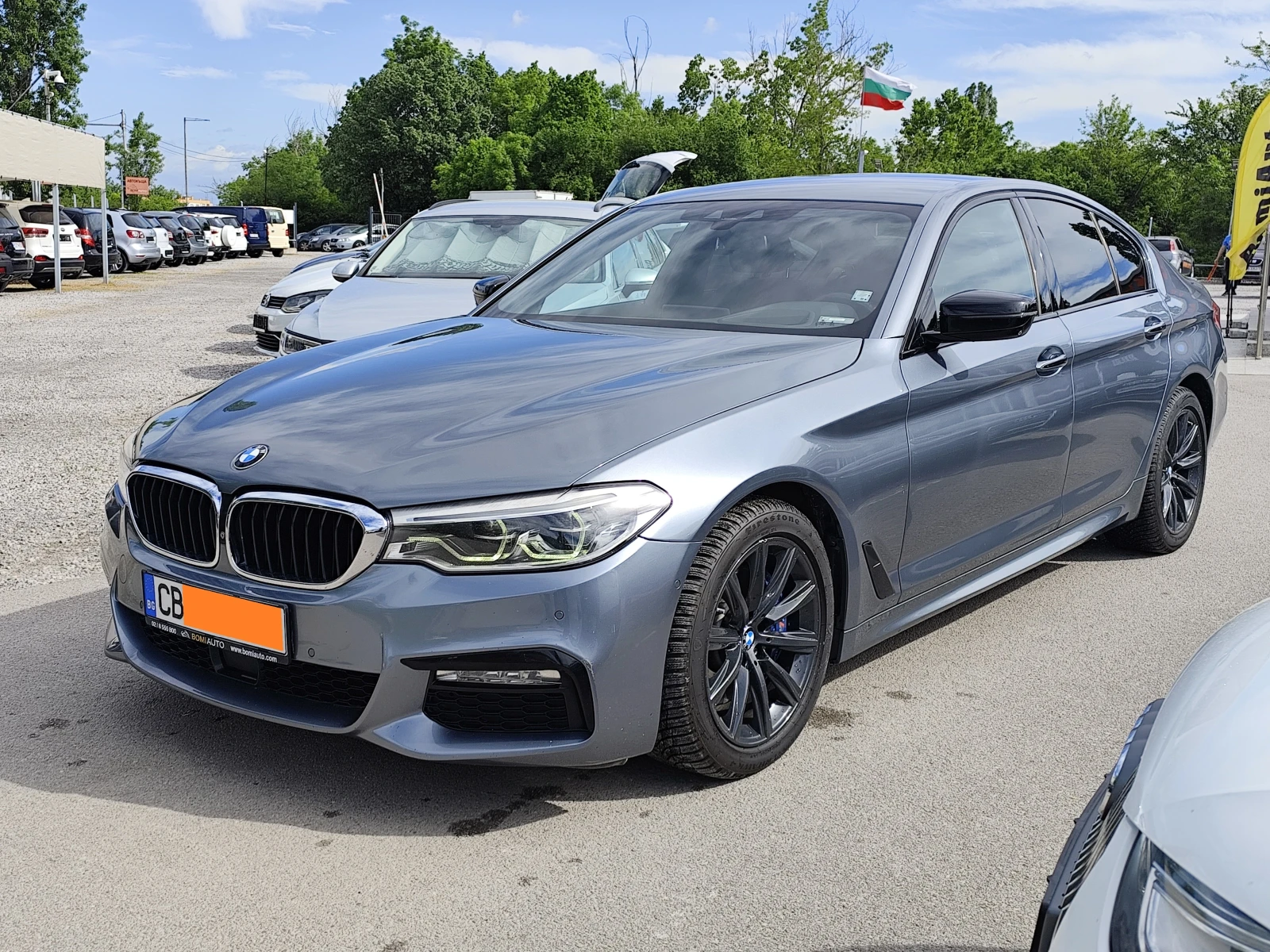 BMW 530 D* M PAKET* 4x4* SOFT CLOSE* HEAD UP* 360* CARPLAY
