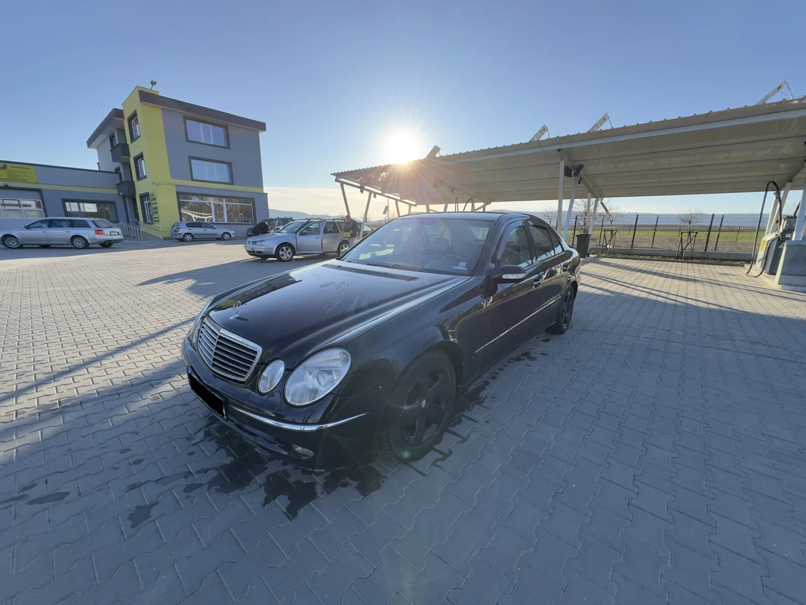 Mercedes-Benz E 270 Mercedes-Benz E270, снимка 3 - Автомобили и джипове - 53774509