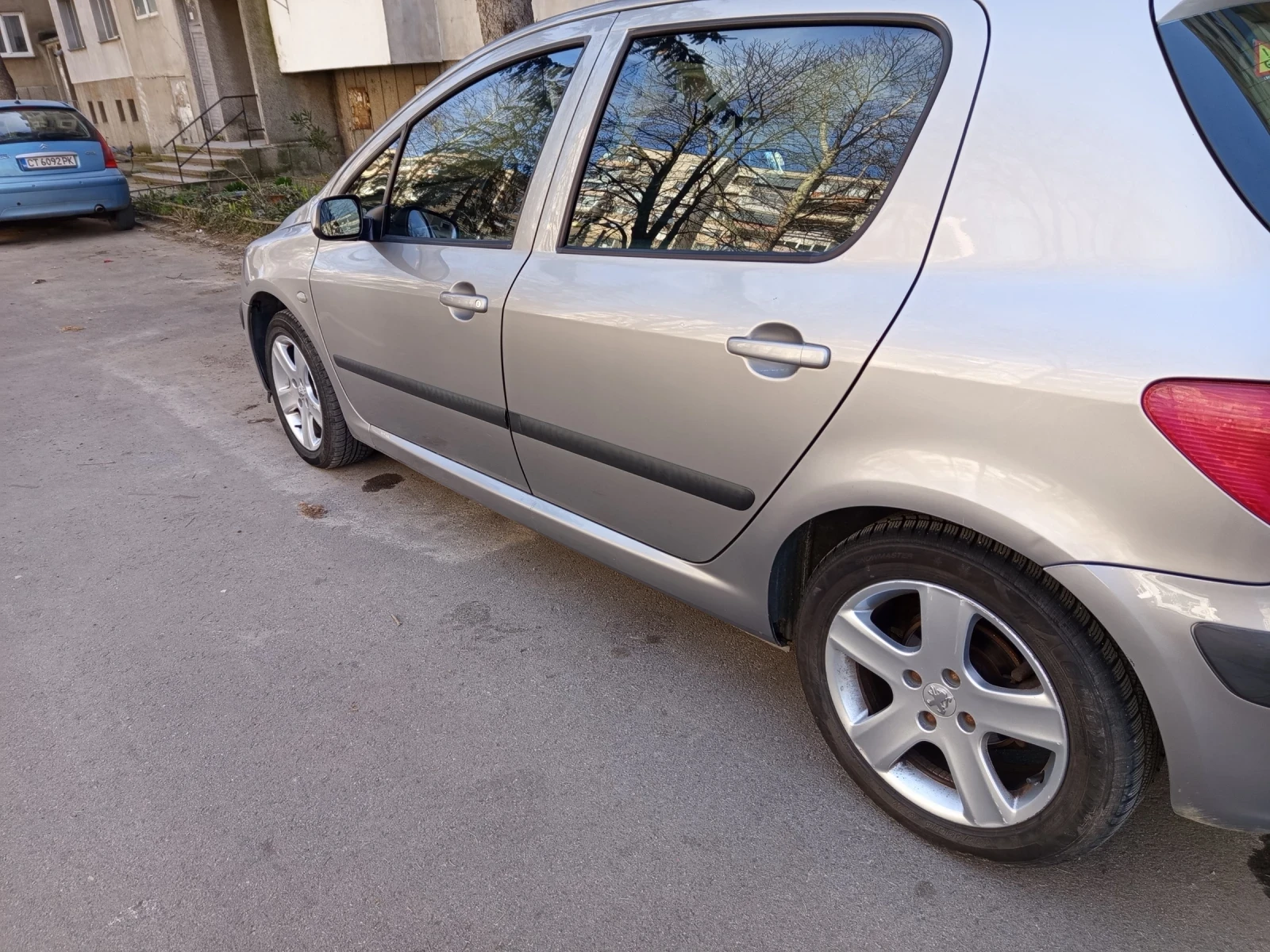 Peugeot 307, снимка 7 - Автомобили и джипове - 54041131