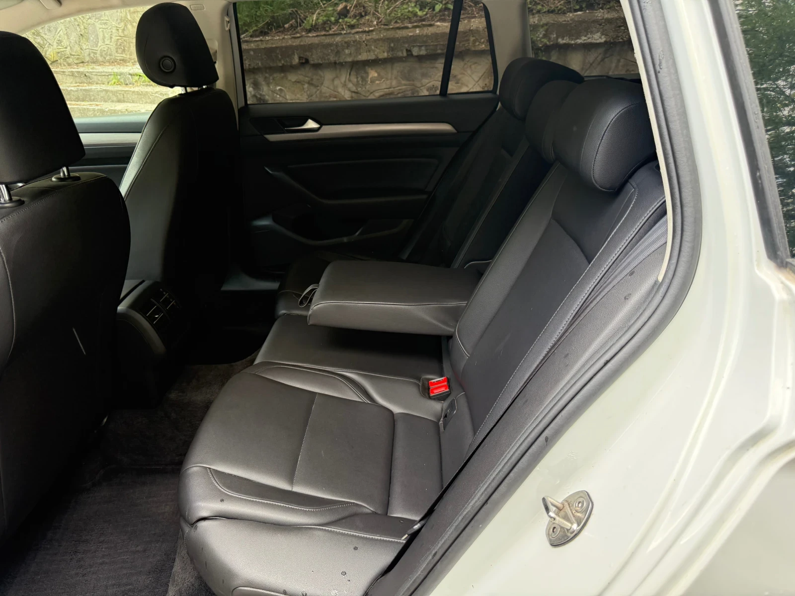 VW Passat 2.0TDI* 150h.p* ����* 6��*  | Mobile.bg � ����������� 9