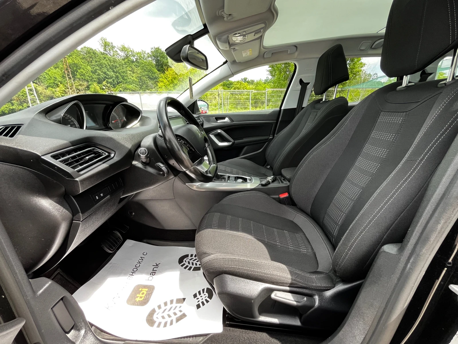 Peugeot 308 SW 2.0HDi * Automatic* Navi* , снимка 9 - Автомобили и джипове - 54620934