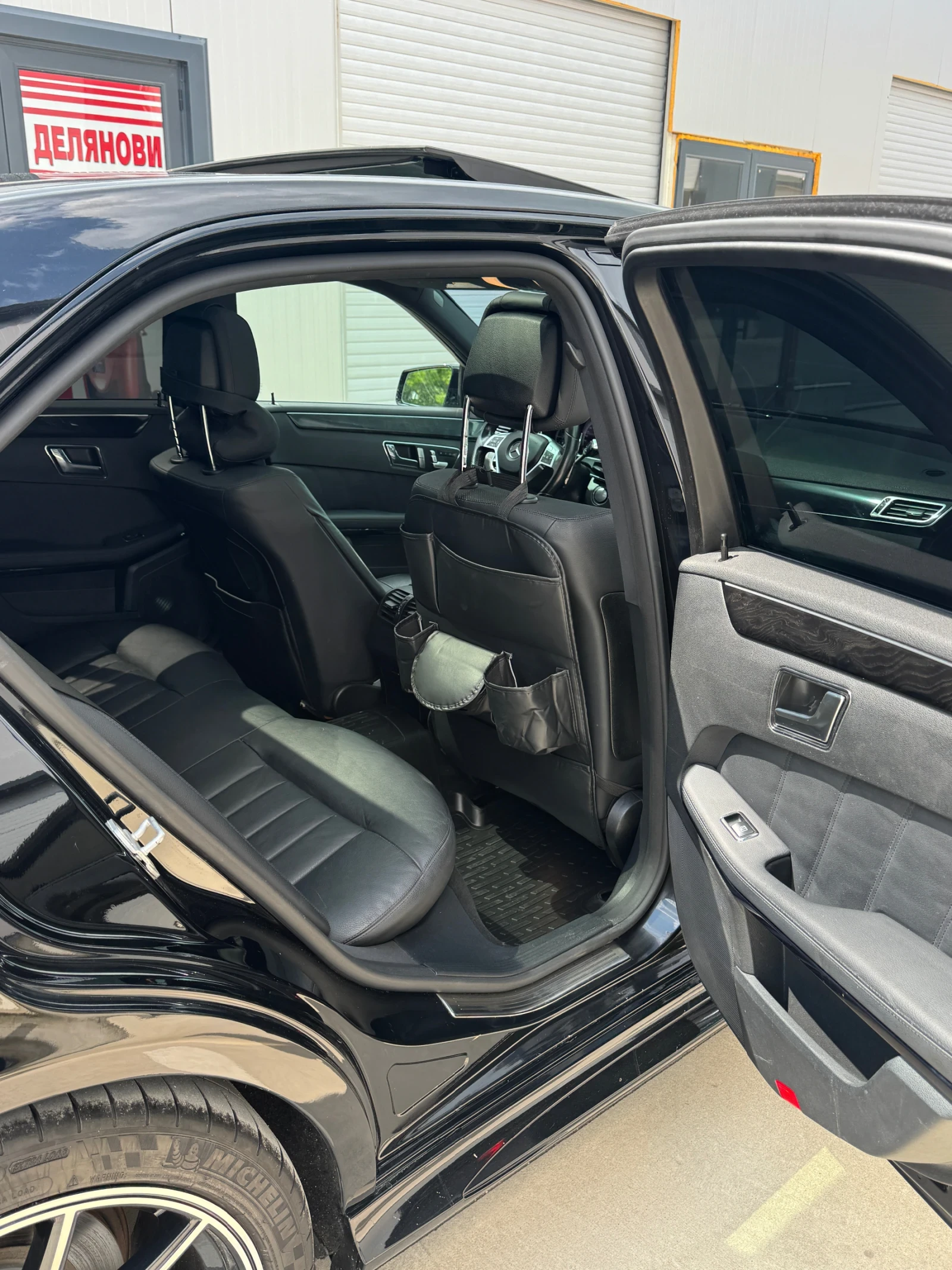 Mercedes-Benz E 500 5500, снимка 10 - Автомобили и джипове - 54664179