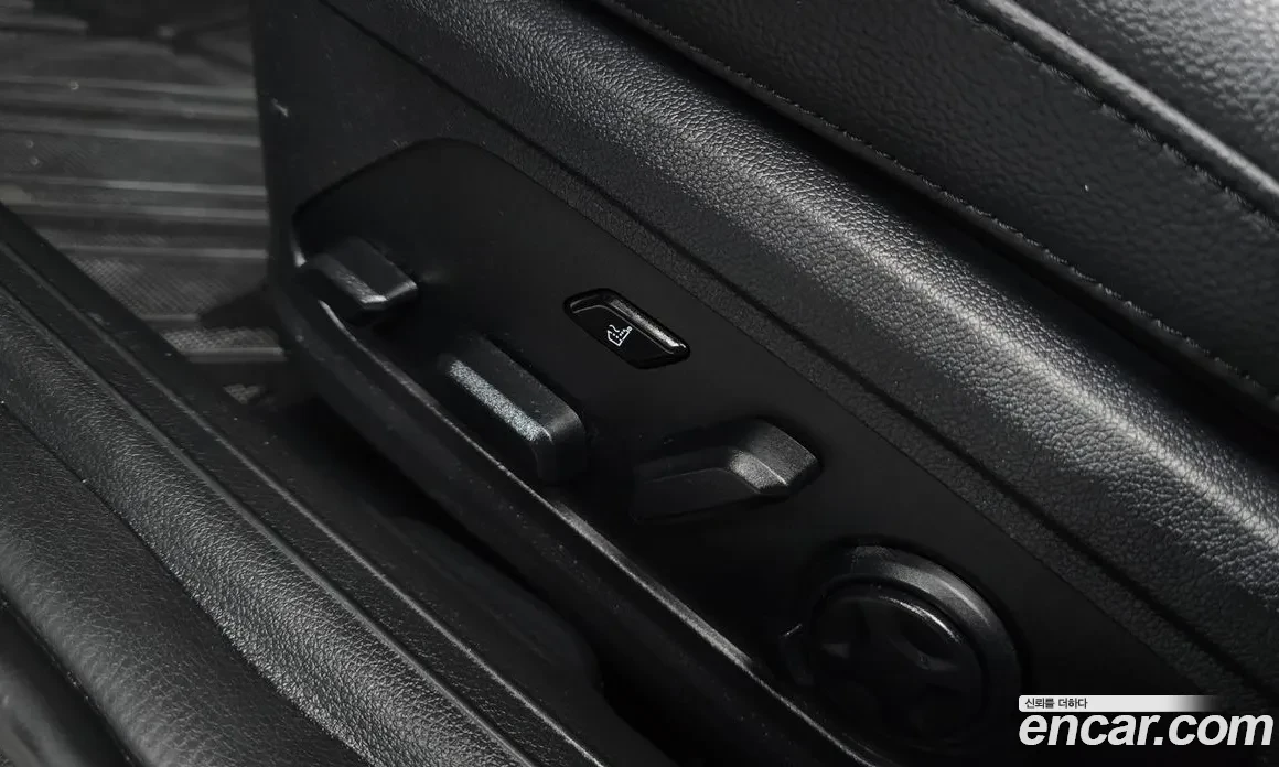 Kia K8 LPG Trendy* Погрев/Обдух * Подгр. Волан* Distronic, снимка 14 - Автомобили и джипове - 54725130