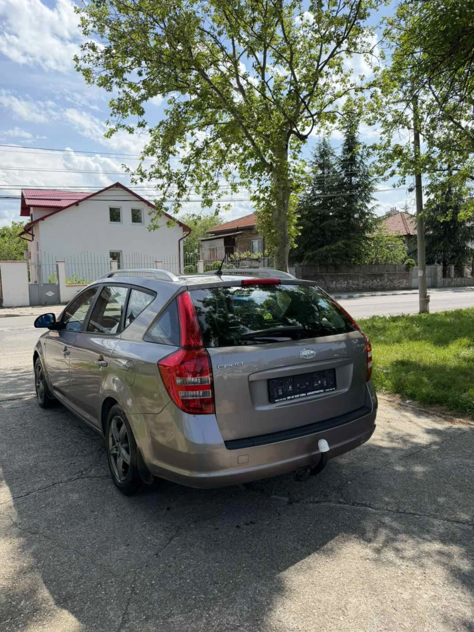 Kia Ceed 1.6 DIESEL AUSTRIA , снимка 7 - Автомобили и джипове - 54754904