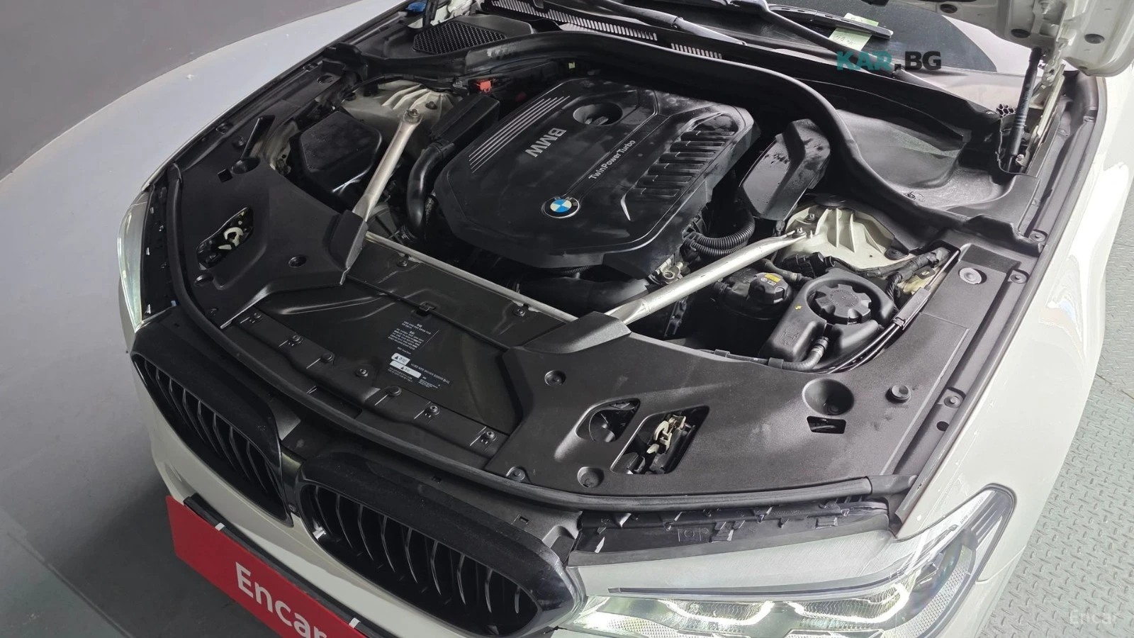 BMW 540 XDRIVE / M PKG / DISTRONIC / BOWERS / ОБДУХ / 360, снимка 6 - Автомобили и джипове - 54766215