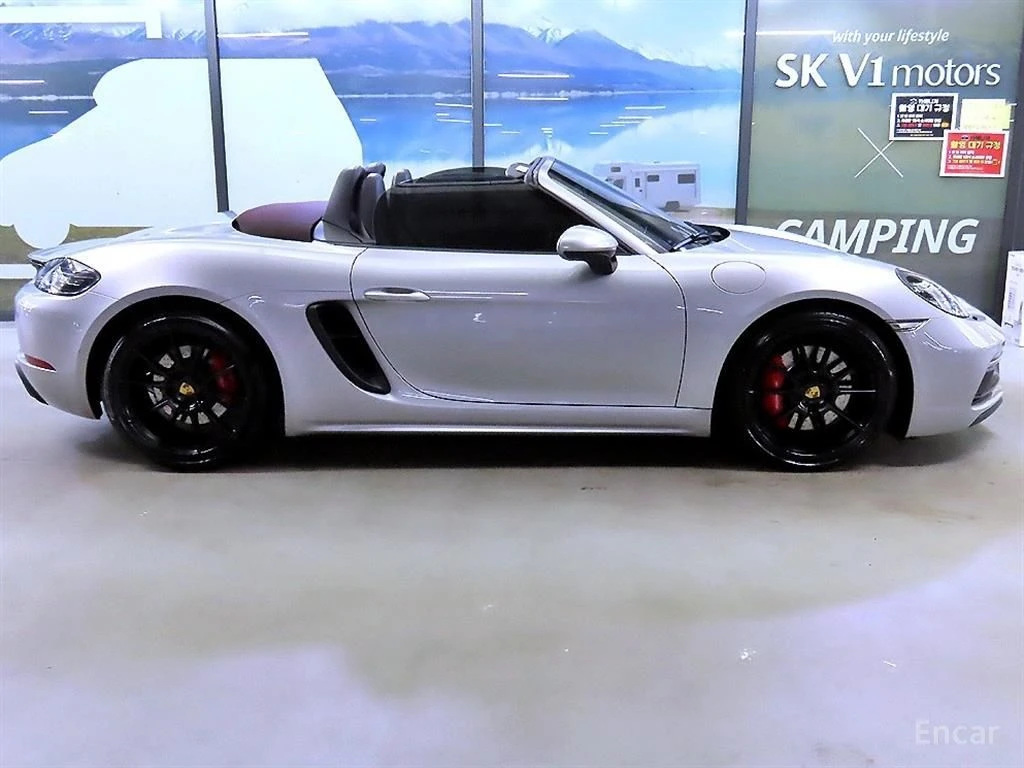 Porsche Boxster 4.0 GTS Cabrio* CHRONO* ПОДГРЕВ* КАМЕРА* , снимка 2 - Автомобили и джипове - 55072363