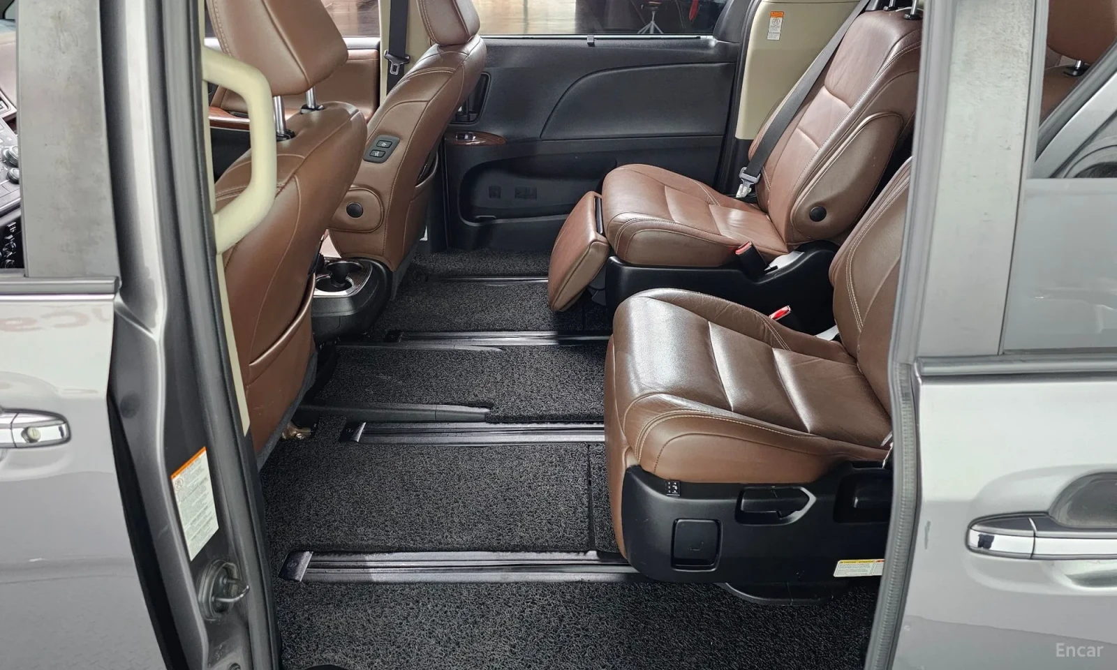 Toyota Sienna | Mobile.bg � ����������� 11