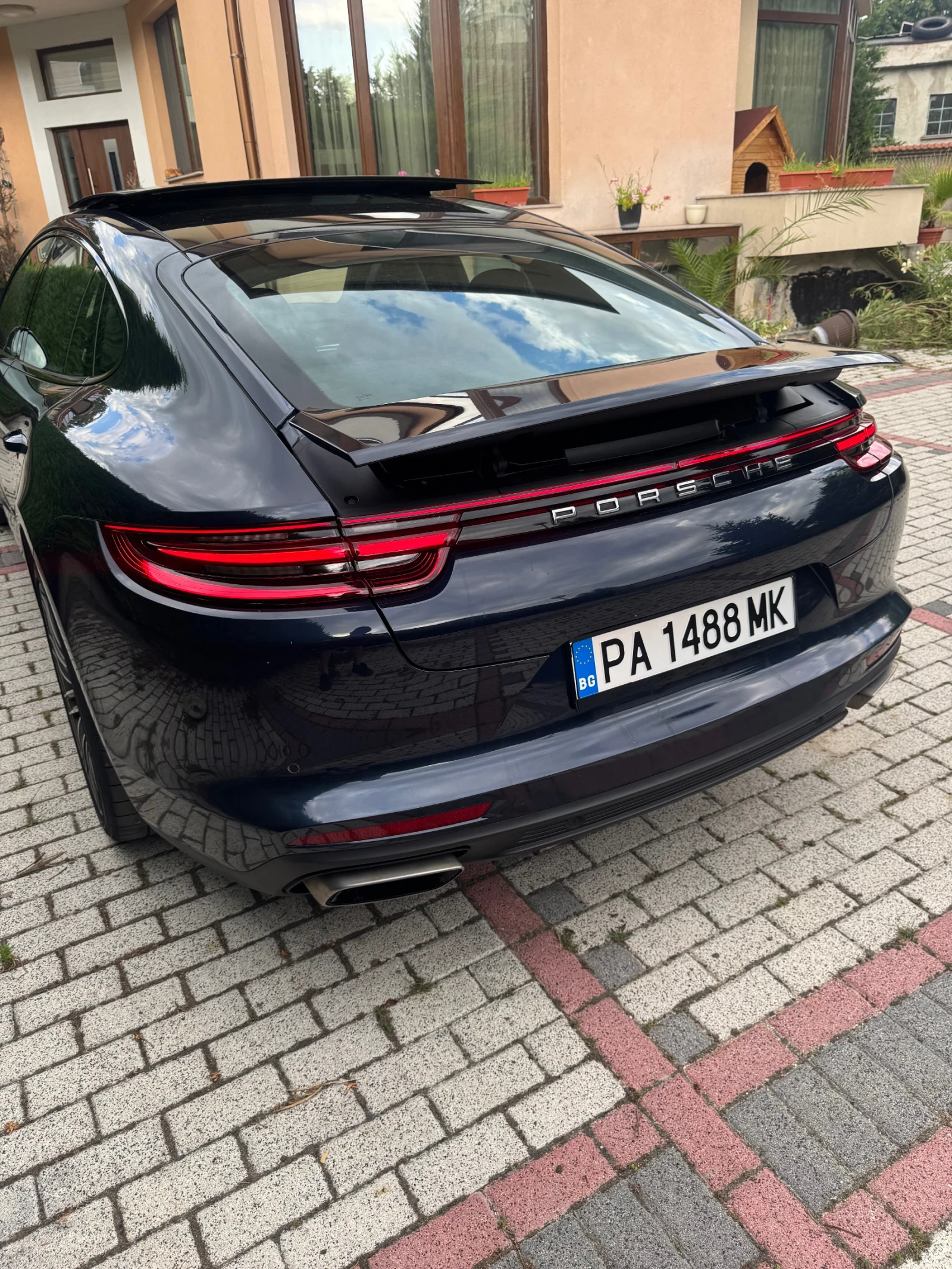 Porsche Panamera, снимка 5 - Автомобили и джипове - 55396600