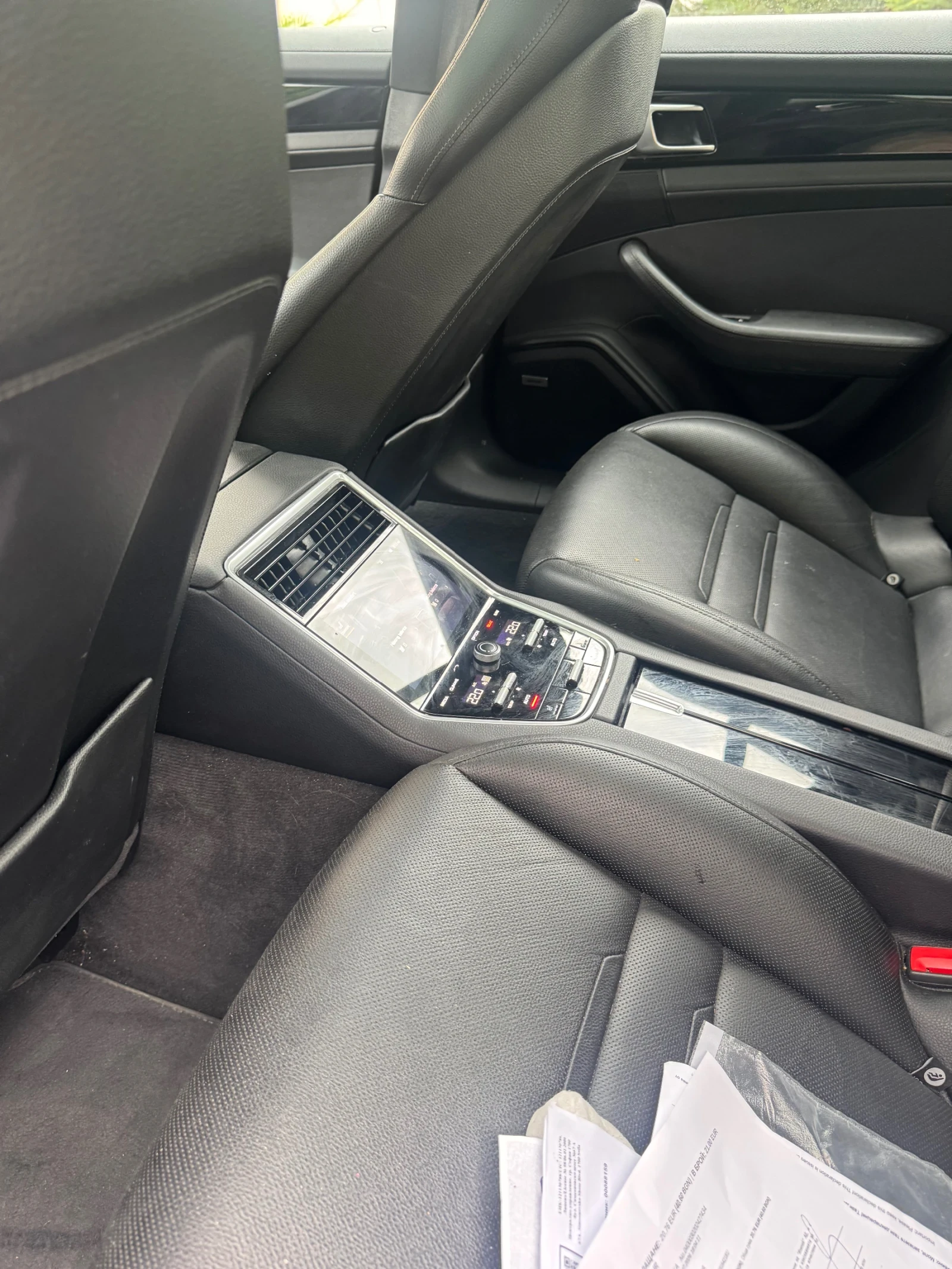 Porsche Panamera, снимка 8 - Автомобили и джипове - 55396600
