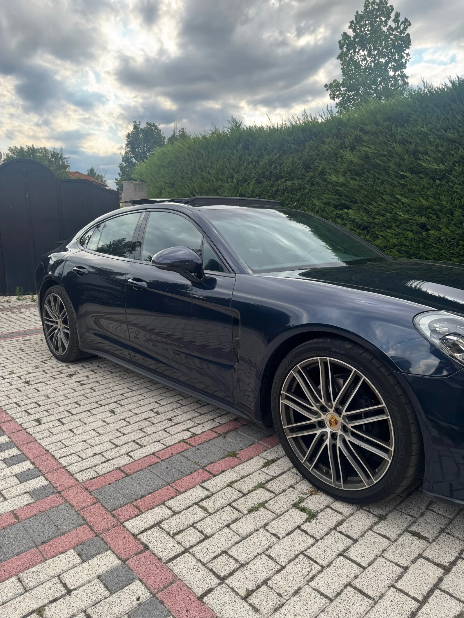 Porsche Panamera, снимка 12 - Автомобили и джипове - 55396600