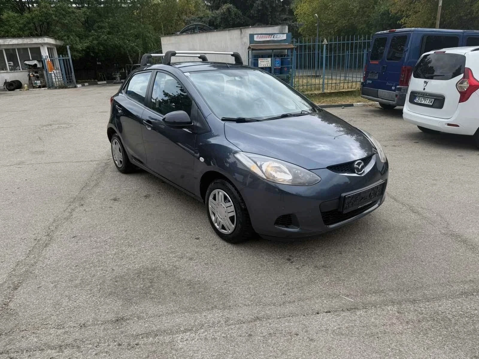 Mazda 2 1.3i | Mobile.bg � ����������� 7