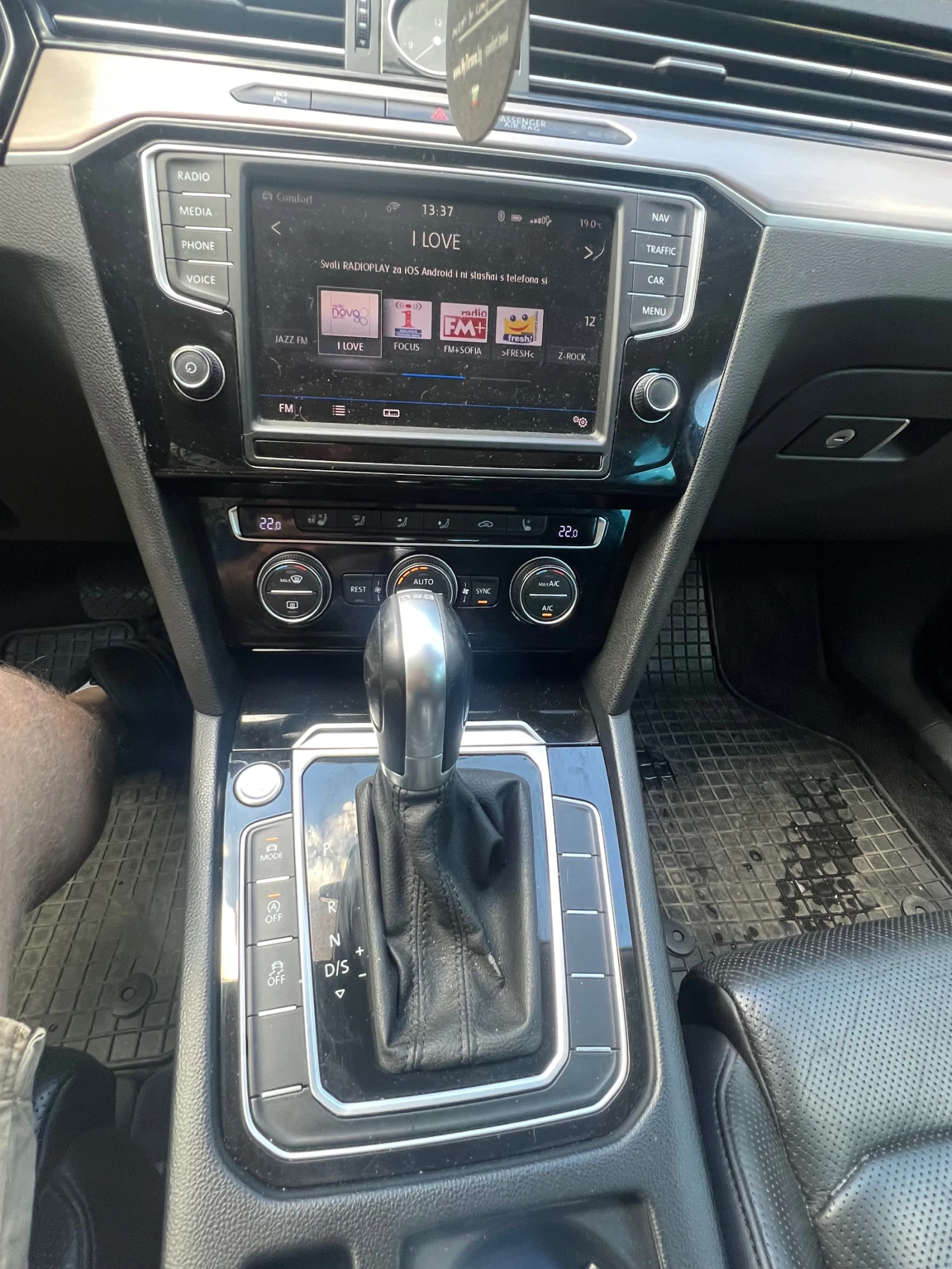 VW Passat, снимка 12 - Автомобили и джипове - 55950858