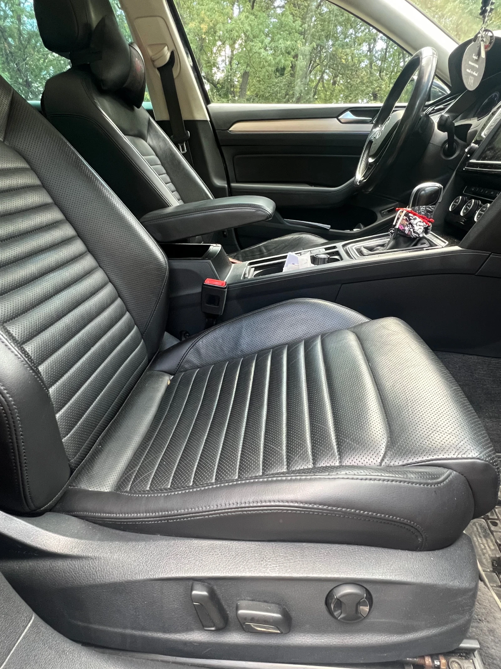 VW Passat, снимка 7 - Автомобили и джипове - 55950858