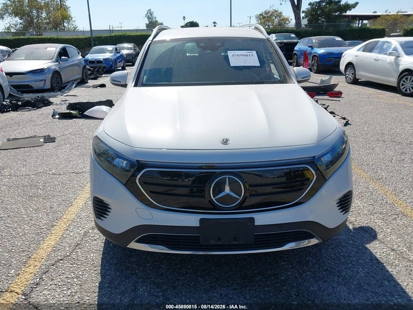 Mercedes-Benz EQB 250+ SUV, снимка 13 - Автомобили и джипове - 56215885