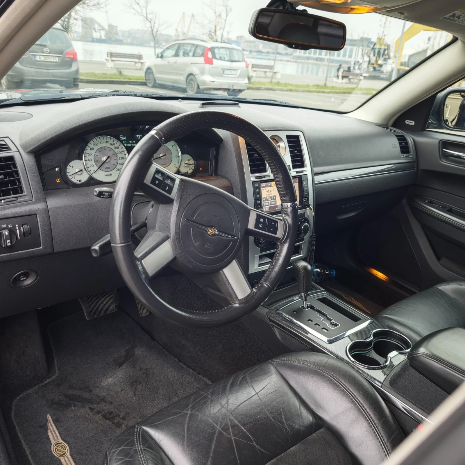 Chrysler 300c SRT Design, снимка 7 - Автомобили и джипове - 56267565