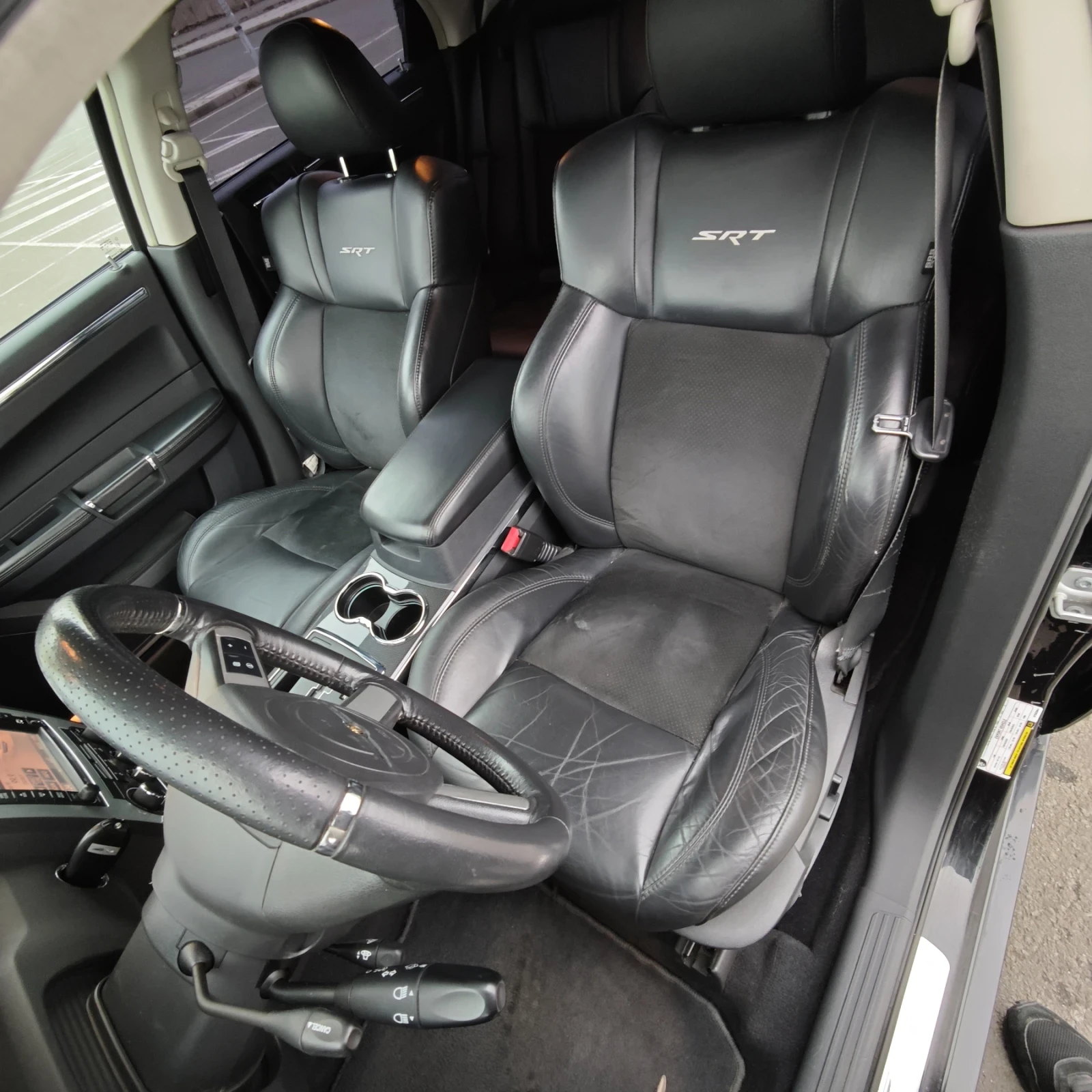 Chrysler 300c SRT Design, снимка 8 - Автомобили и джипове - 56267565