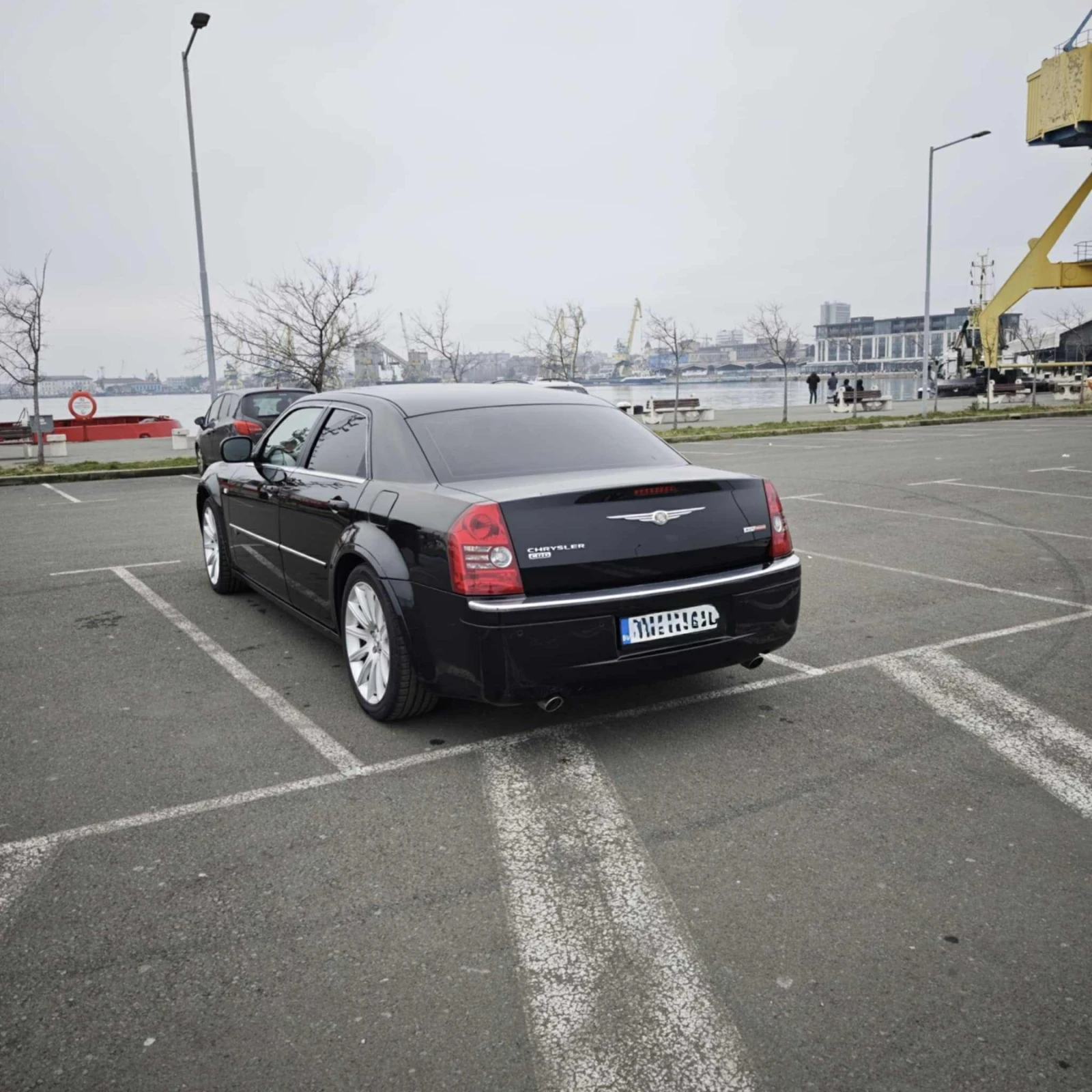 Chrysler 300c SRT Design, снимка 4 - Автомобили и джипове - 56267565