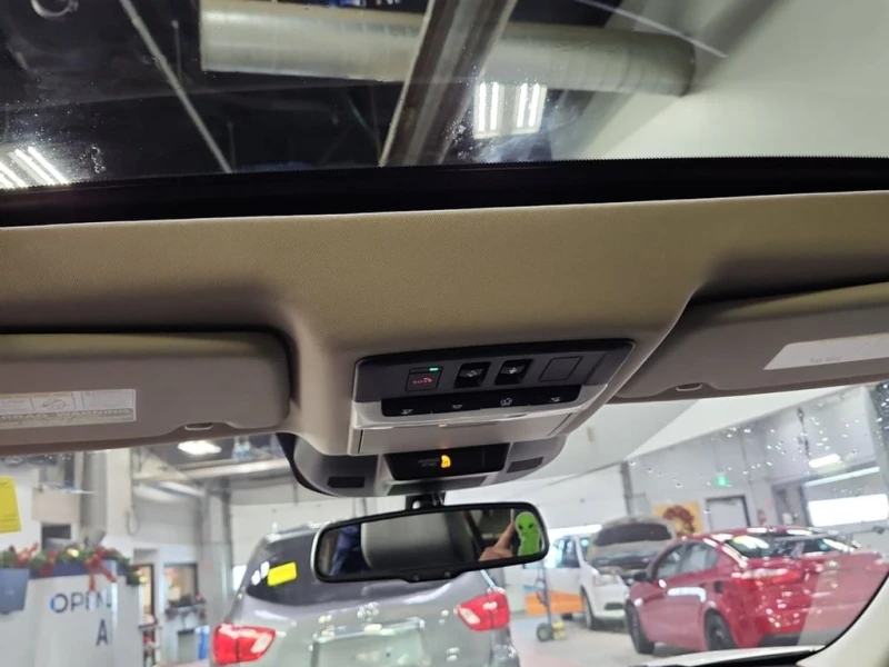 Nissan Rogue * SL * CARFAX * ЦЕНА ДО БЪЛГАРИЯ, снимка 12 - Автомобили и джипове - 53056531