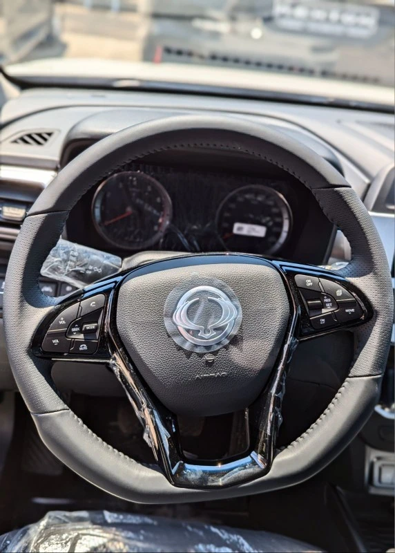 SsangYong Tivoli 1.5 GDI-Turbo 4x4 Н, снимка 5 - Автомобили и джипове - 52868993