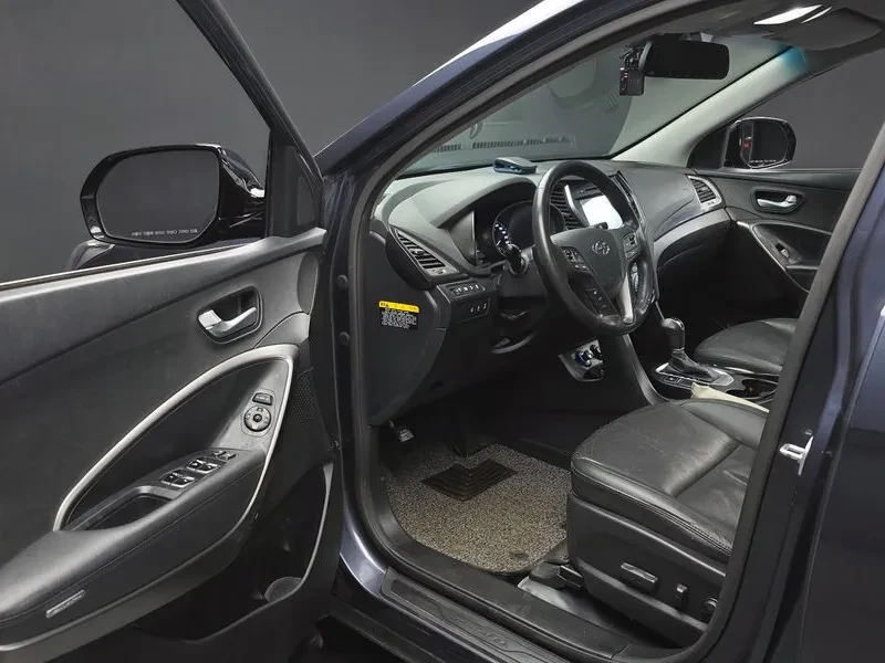 Hyundai Santa fe 2.0 4WD, снимка 10 - Автомобили и джипове - 54871483