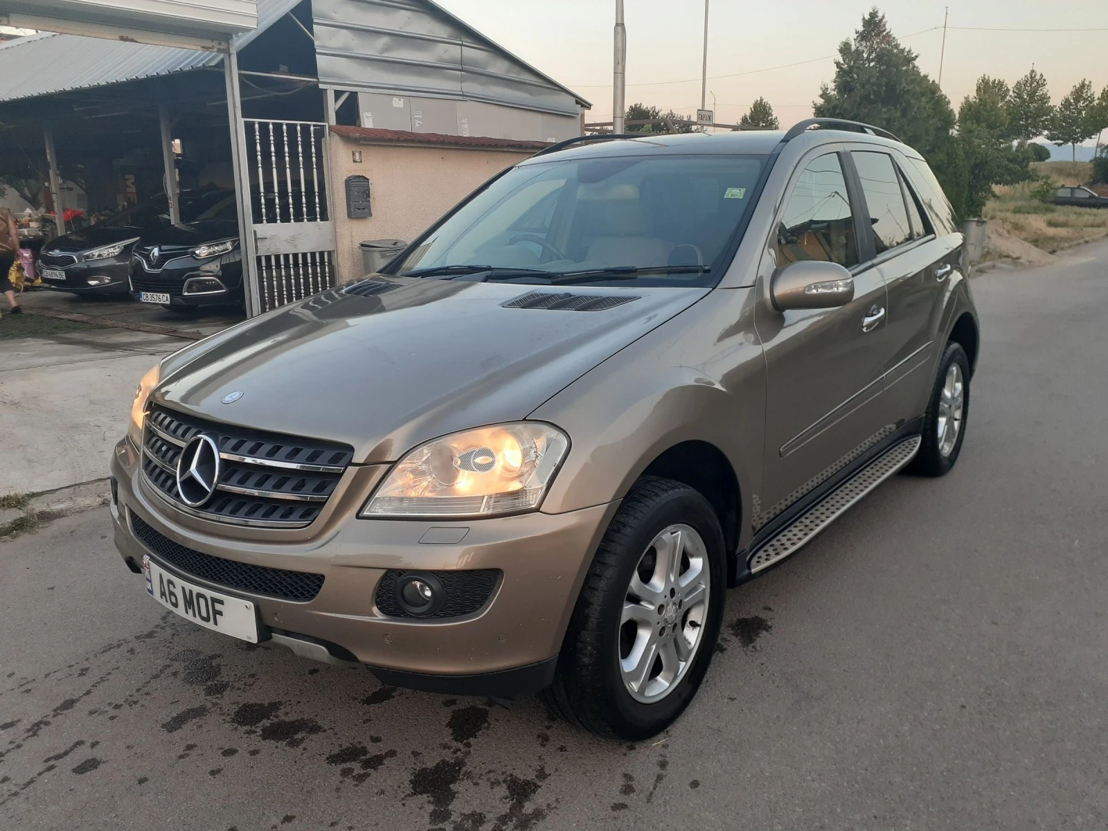 Mercedes-Benz ML Ml320   4Matik - изображение 3