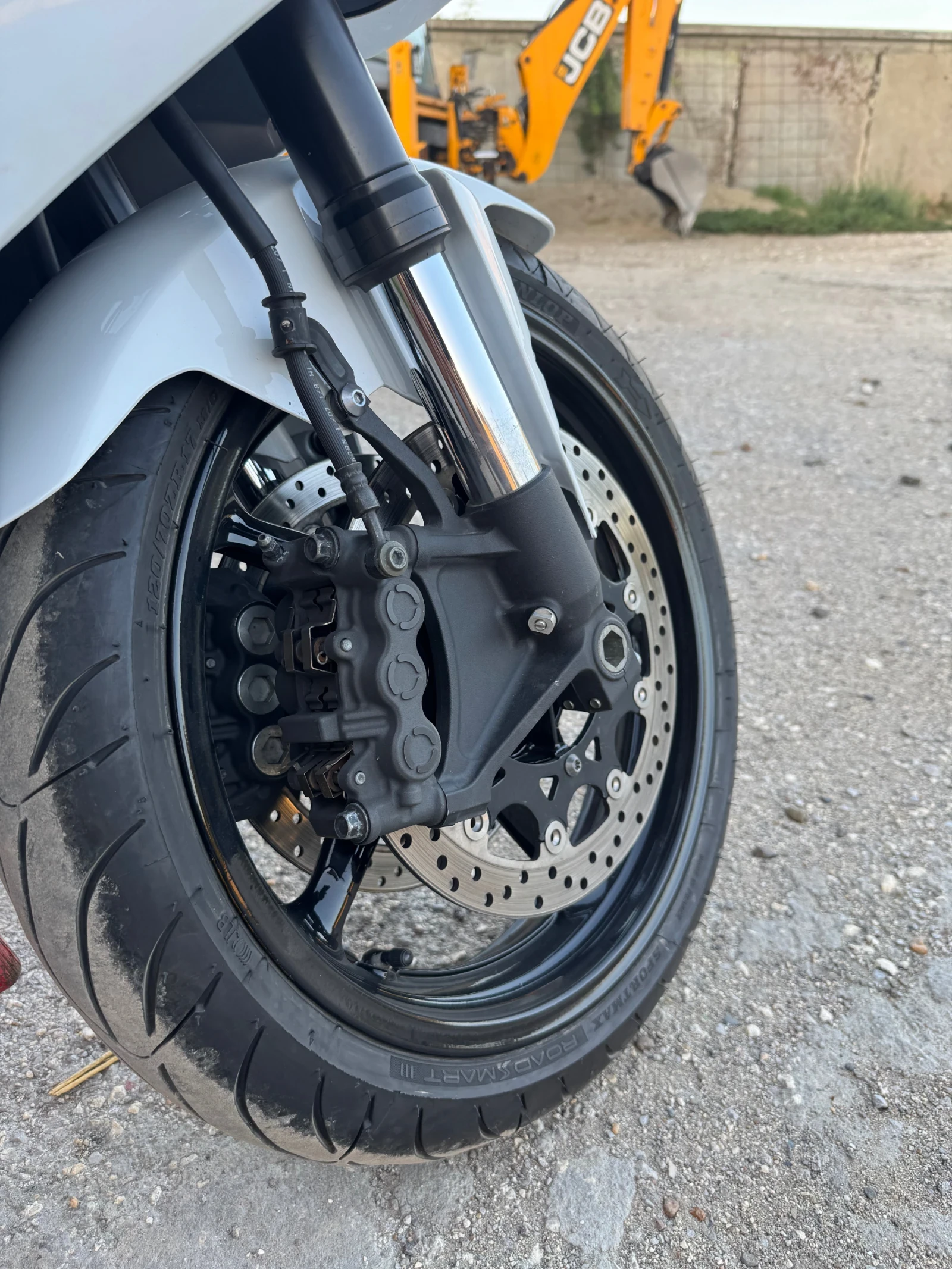 Audi Q7 Yamaha R1 - изображение 9